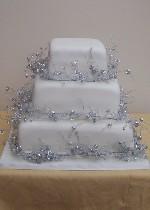 Crystal Wedding Cake  Ref IC028
