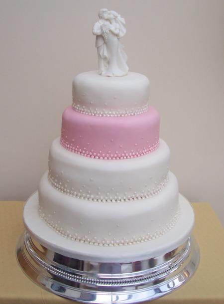 Pink Pearl Wedding Cake  Ref IC033