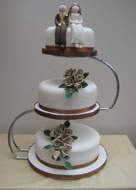 Coffee Rose Wedding Cake Ref IC066