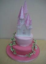 Pink Castle Wedding Cake Ref IC067