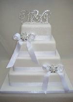 Glitzy Wedding Cake Ref IC071