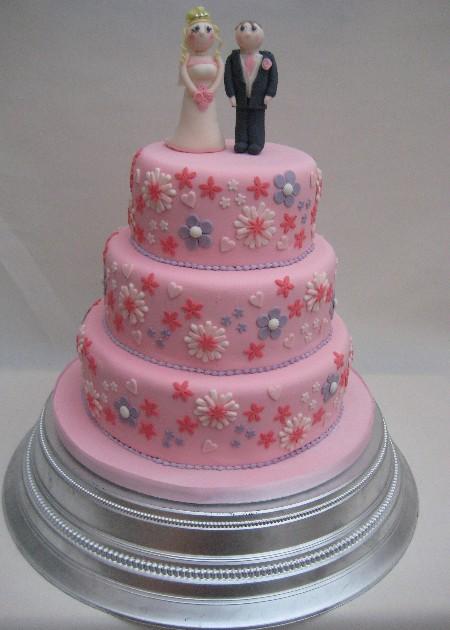 Pink Flowers Wedding Cake  Ref IC074