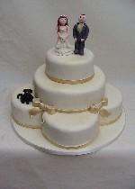 Four base cake with 3 tiers and bows REFIC092