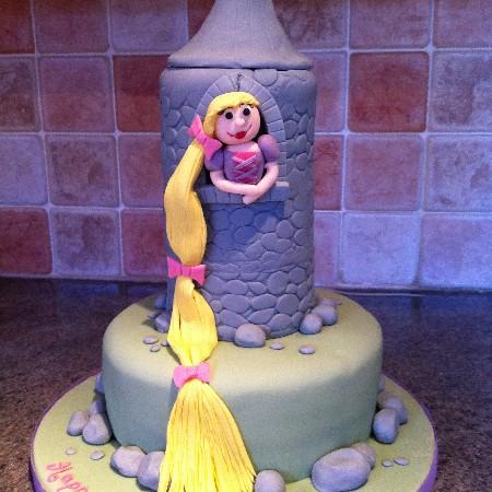 Rapunzel Cake