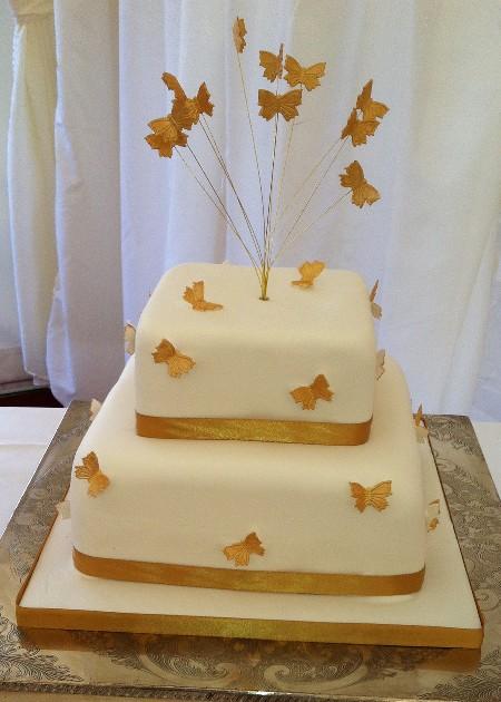 Gold Butterfly Cake IC125