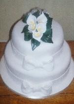 Cala Lily Stacked Wedding Cake Ref IC702
